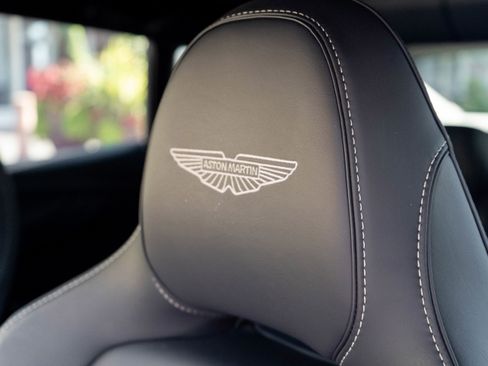 Used 2025 Aston Martin DBX 707 image 4