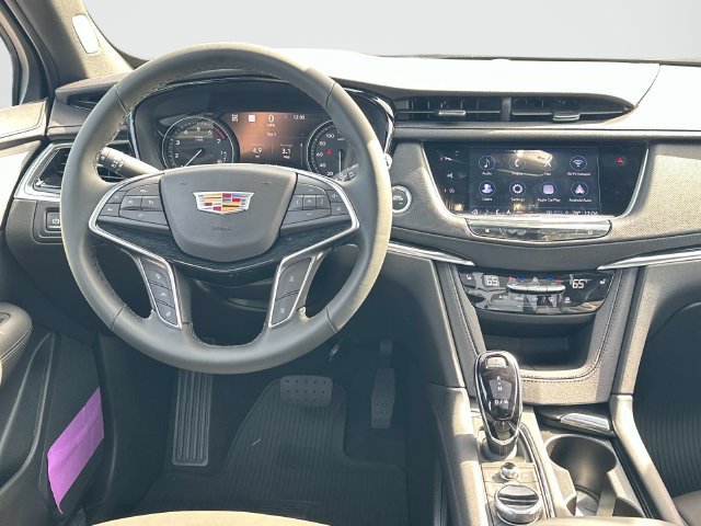 New 2026 Cadillac XT5 Premium Luxury AWD/4WD image 2