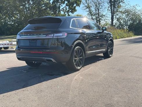 Used 2023 Lincoln Nautilus Reserve w/ Monochromatic Package AWD/4WD image 5