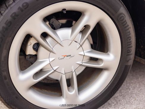 Used 2005 Chevrolet SSR w/ Preferred Equipment Group image 88