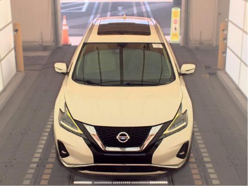 Used 2020 Nissan Murano SL w/ Moonroof Package FWD image 2