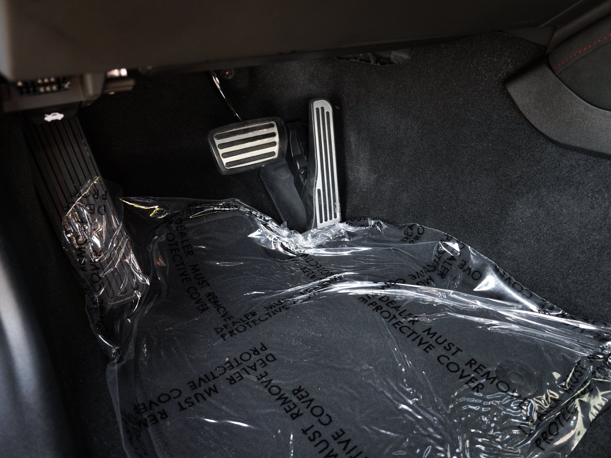 Used 2021 Chevrolet Camaro ZL1 RWD image 17