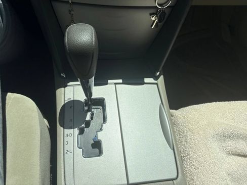 Used 2009 Toyota Camry LE FWD image 16