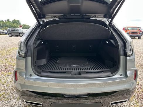 Certified 2025 Cadillac XT4 Sport AWD/4WD image 13