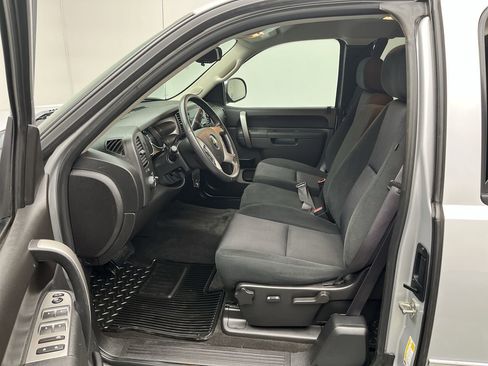 Used 2012 Chevrolet Silverado 1500 LT image 3
