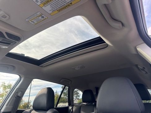 Used 2023 Subaru Outback Onyx Edition image 19