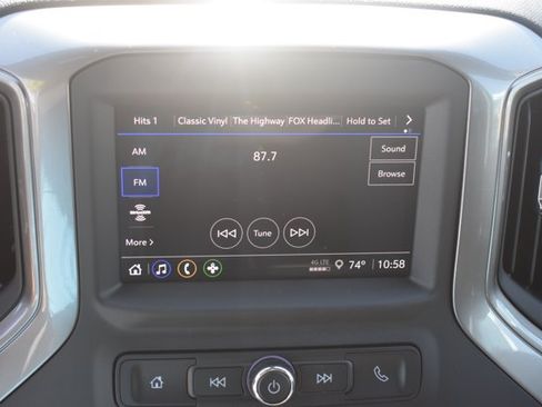 New 2026 Chevrolet Silverado 2500 Custom w/ Custom Value Package AWD/4WD image 25