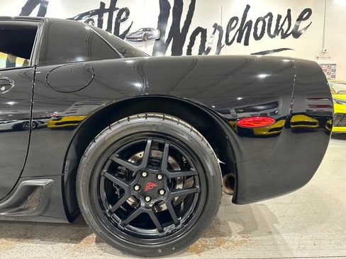 Used 2002 Chevrolet Corvette Z06 w/ Memory Pkg RWD image 20