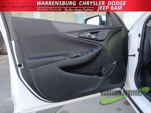 Used 2024 Chevrolet Malibu LT image 12