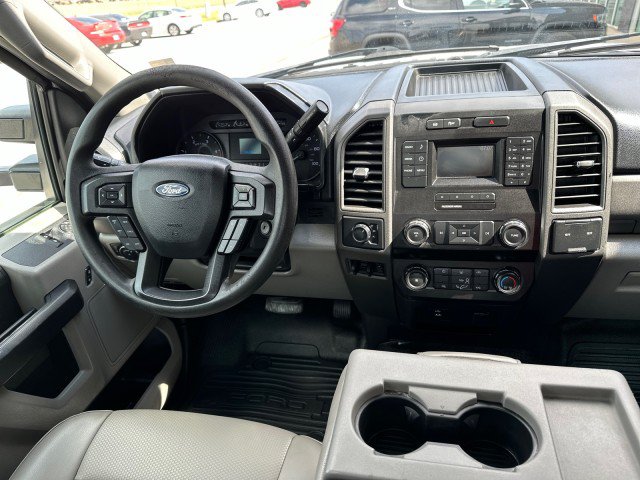 Used 2019 Ford F550 4x4 Regular Cab Super Duty image 8