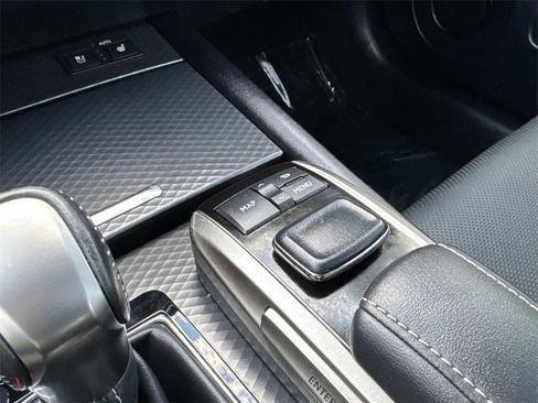Used 2019 Lexus GS 350 F Sport image 25