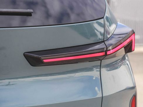 Used 2026 BMW XM Label Red image 7