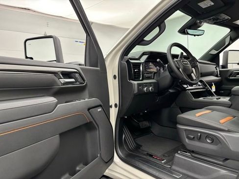New 2026 GMC Sierra 2500 AT4 w/ AT4 Premium Plus Package AWD/4WD image 19