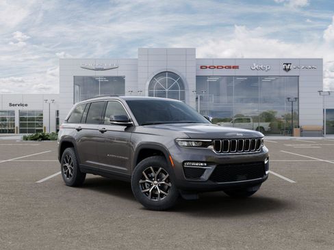 New 2025 Jeep Grand Cherokee Limited w/ Trailer Tow Package image 10