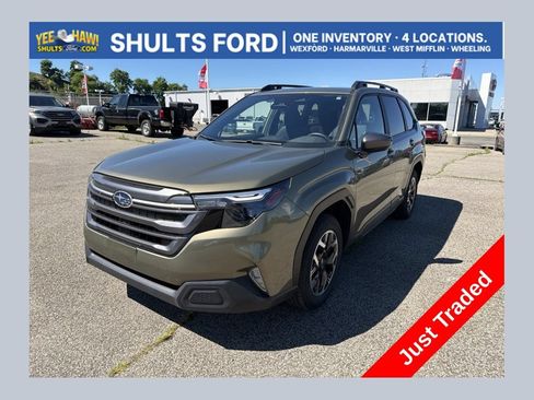 Used 2025 Subaru Forester Premium w/ Convenience Package #1 AWD/4WD image 1