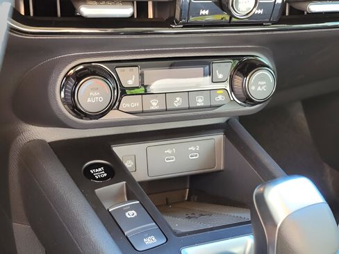 New 2026 Nissan Kicks SV w/ SV Premium Package image 21