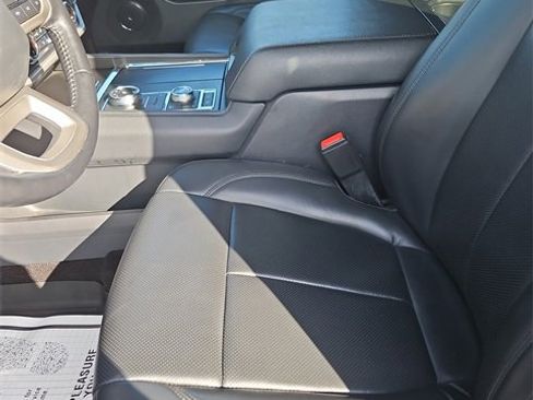 Certified 2022 Ford Expedition Max XLT image 16