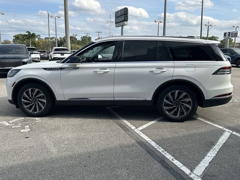 New 2026 Lincoln Aviator 2WD image 9