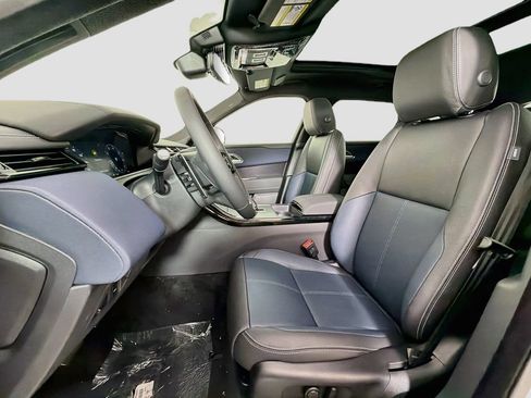 New 2026 Land Rover Range Rover Velar Belgravia AWD/4WD image 22