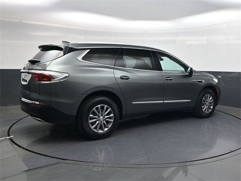 Used 2022 Buick Enclave Essence w/ Trailering Package, 5000 lbs. image 4