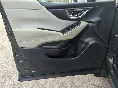 Used 2023 Subaru Forester Premium image 15