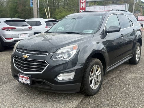 Used 2017 Chevrolet Equinox LT w/ Convenience Package AWD/4WD image 3