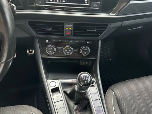 Used 2019 Volkswagen Jetta GLI image 14