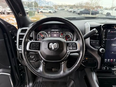 Used 2020 RAM 2500 Laramie image 31
