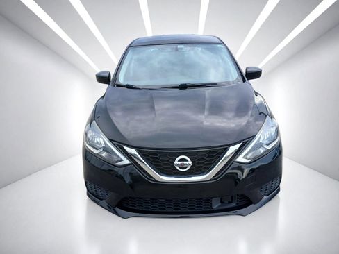 Used 2018 Nissan Sentra S FWD image 3