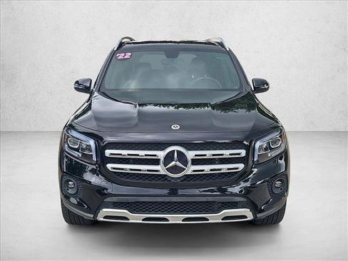 Used 2022 Mercedes-Benz GLB 250 image 2