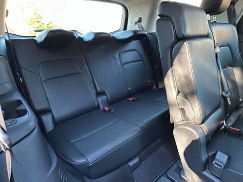 Certified 2024 Nissan Pathfinder SL image 24