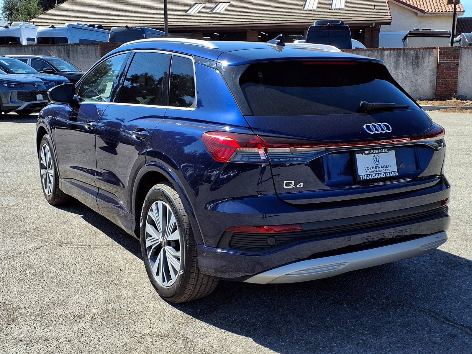 Used 2023 Audi Q4 e-tron Premium Plus w/ Premium Plus RWD image 5