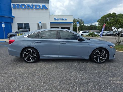 Used 2022 Honda Accord Sport image 3