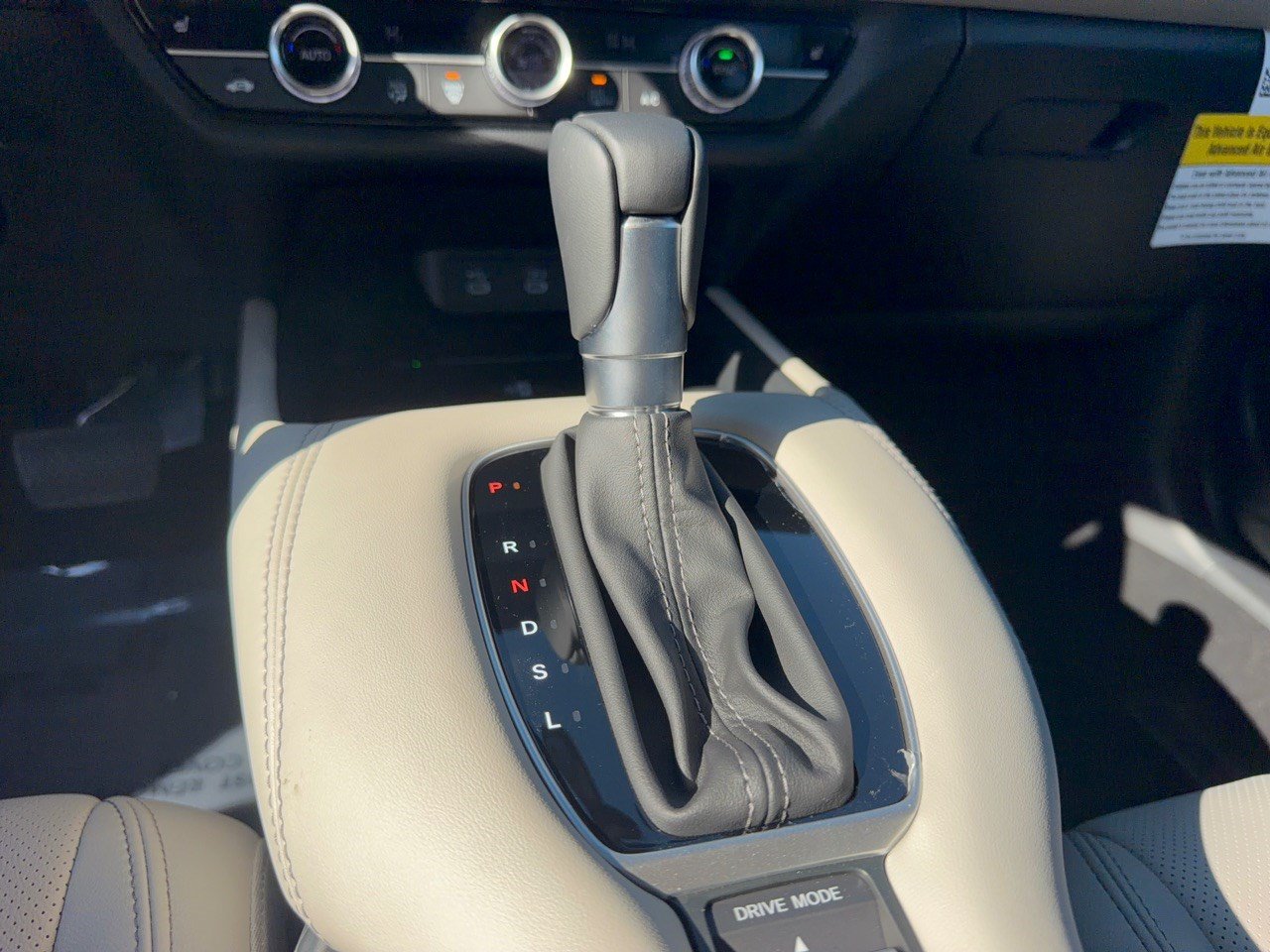 New 2027 Honda HR-V EX-L image 21