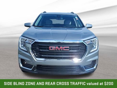 Certified 2023 GMC Terrain SLE w/ Driver Convenience Package FWD image 9