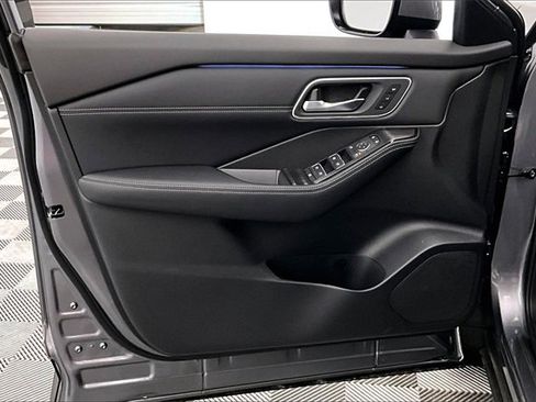 New 2026 Nissan Rogue Platinum w/ Platinum Premium Package image 30