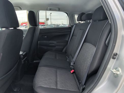 Used 2021 Mitsubishi Outlander Sport ES image 19