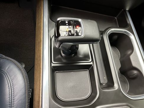 Certified 2024 Chevrolet Silverado 1500 High Country w/ Technology Package image 27