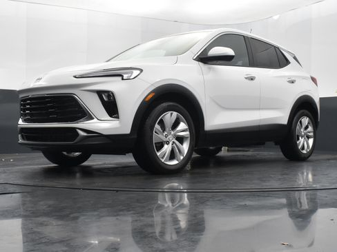 Used 2025 Buick Encore GX Preferred image 42