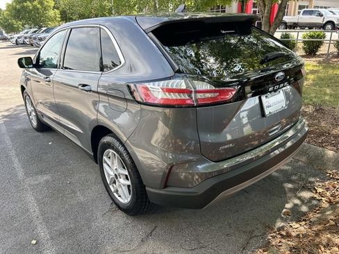 Certified 2024 Ford Edge SEL w/ Convenience Package AWD/4WD image 8