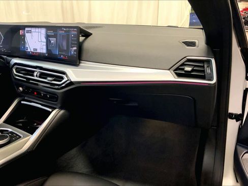 Certified 2024 BMW 440i xDrive Convertible w/ Premium Package image 18