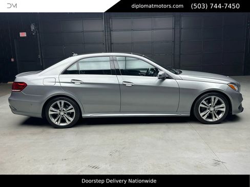 Used 2015 Mercedes-Benz E 350 Sedan image 8