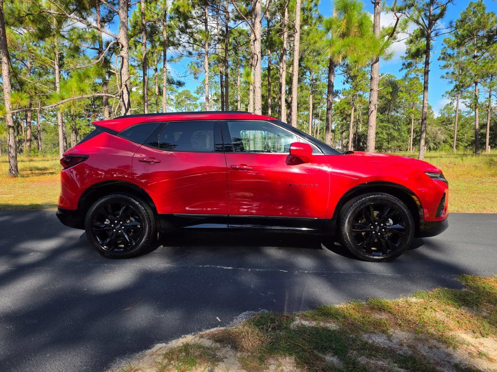 Used 2021 Chevrolet Blazer RS w/ Enhanced Convenience Package FWD image 6