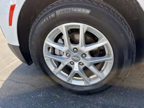 Used 2022 Chevrolet Equinox LT image 35