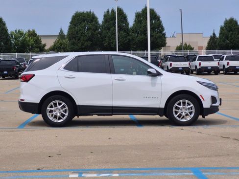 Used 2024 Chevrolet Equinox LT FWD image 5