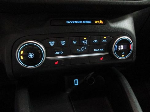 Used 2020 Ford Escape SE AWD/4WD image 12