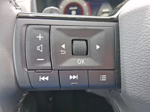 Used 2026 Nissan Rogue SL AWD/4WD image 24