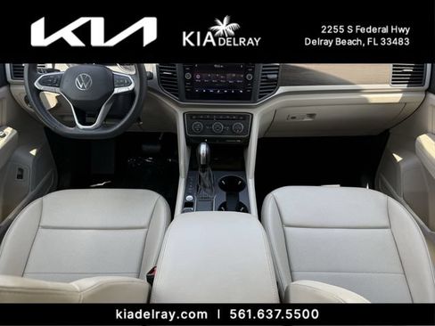 Used 2021 Volkswagen Atlas SE w/ Panoramic Sunroof Package FWD image 12