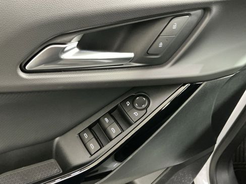 New 2026 Chevrolet Equinox LT image 23