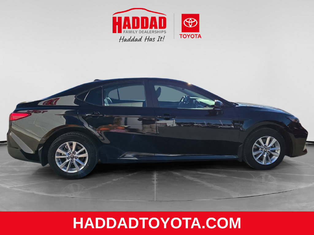 Used 2025 Toyota Camry LE w/ Convenience Package AWD/4WD image 7